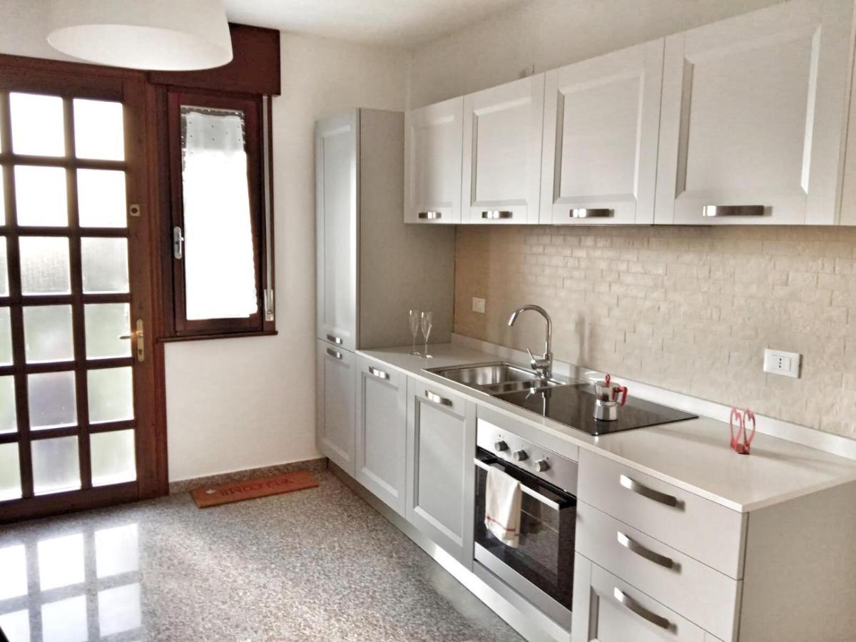 Red Tower Venice Apartment - 2 Mins From Vce Airport- Free Wifi เตสเซรา ภายนอก รูปภาพ