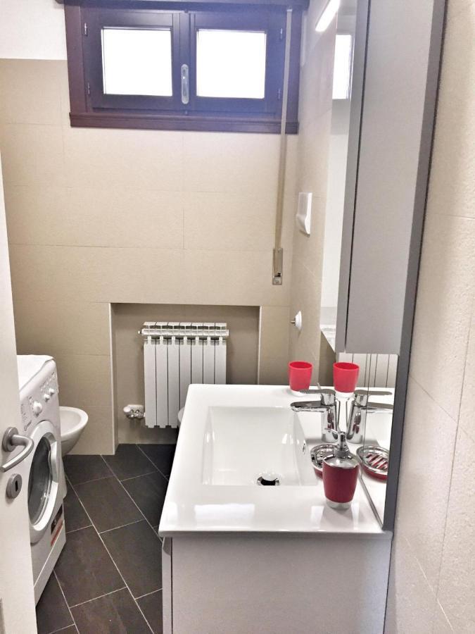 Red Tower Venice Apartment - 2 Mins From Vce Airport- Free Wifi เตสเซรา ภายนอก รูปภาพ